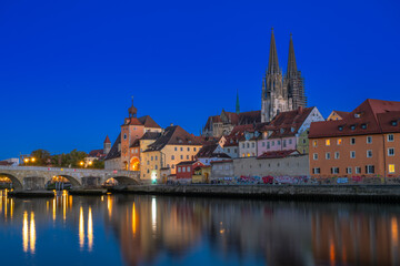 Fototapeta na wymiar Regensburg cityscape during blue hour