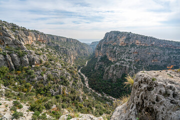 Adamkayalar (literally 