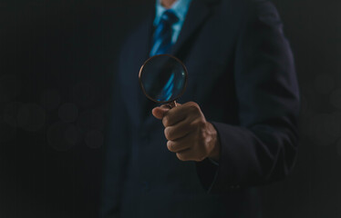 Use technology on the computer mobile phones and laptops to search for information and content on the internet online websites Ideas for increasing business efficiency in data, media and social media