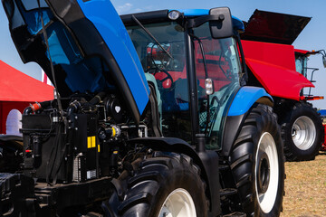 Service for repair and maintenance of tractors