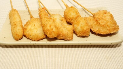 自家製の串揚げ盛り合わせ