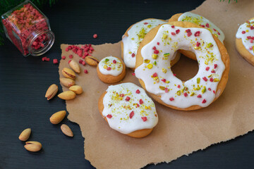 New Year's wreaths homemade cookies