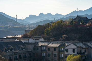 Fototapeta na wymiar China, Beijing, Gubei Water Town, autumn