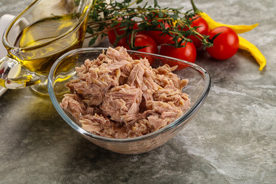 Canned tuna fillet for salad