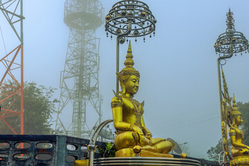 Natural background, high angle from the high mountains that can see the scenery around, the wind...