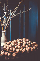 Black atmospheric composition of walnuts

