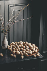 Black atmospheric composition of walnuts
