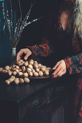 Black atmospheric composition of walnuts
