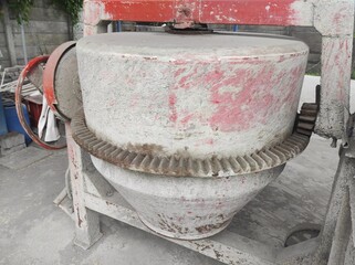 Concrete mixer machine or Molen with cement residue attached
