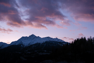 Sonnenuntergang in den Alpen