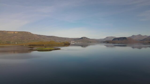 lake and mountains in iceland