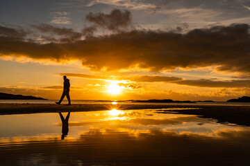 Fototapeta na wymiar sunset on Trearddur Bay Beach, Anglesey Uk