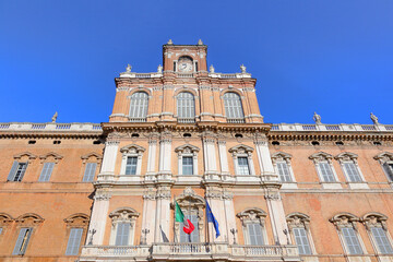 Fototapeta na wymiar palazzo ducale di modena, italia