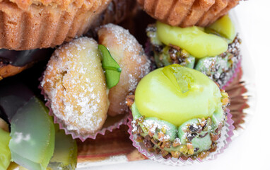 Sweets made from Cedro fruit. They are also used for the production of liqueurs, sweets, jams and candied fruits