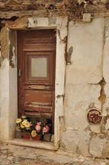 Śródziemnomorska uliczka, stary budynki, fasady, detale, architektura, Portugalia, Włochy, Chorwacja © Ornela