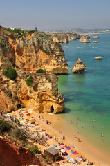 Skaliste, słoneczne wybrzeże Algarve, Portugalia © Ornela