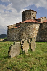 Kościoły w Serbii. Kamienne stare zabytkowe świątynie.