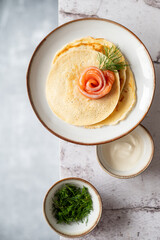 pancakes with salmon and sour cream dill