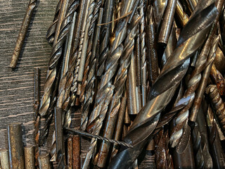close-up of drill bits of different sizes 