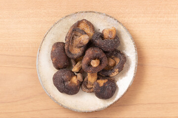 しいたけチップス（うすしお味）