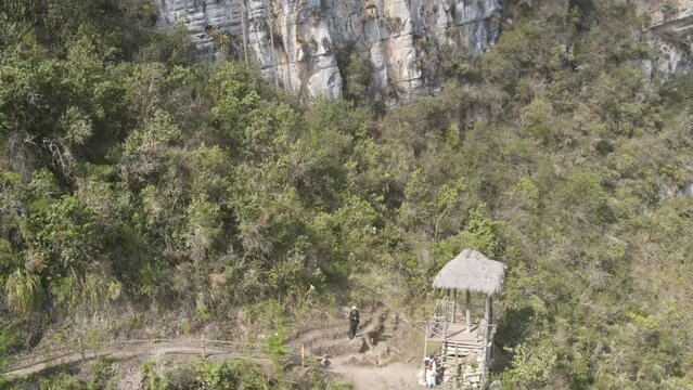 The best of Peru: Revash Mausoleum in Amazonas - Per&uacute;