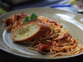 oglio beef spaghetti