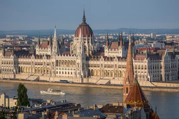 Zelfklevend Fotobehang Parliament building in Budapest, Hungary © Xavier Allard