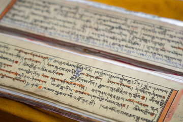 Tibetan mantras, Thangkas, Buddhist Art, Tibetan Buddhism