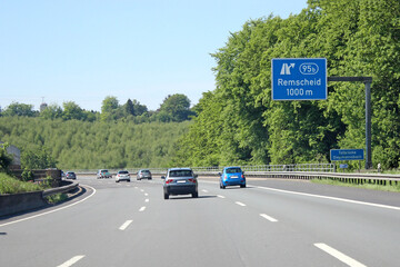 Autobahn A1, Ausfahrt 95b, Remscheid in Richtung K&ouml;ln