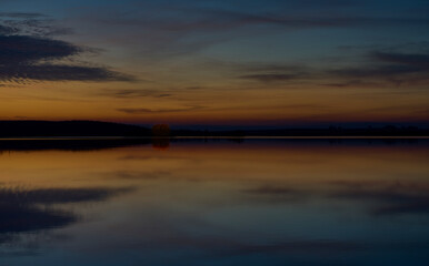Reflejo de hora dorada