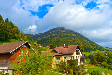 Fototapeta na wymiar Wildhaus im Obertoggenburg, Kanton St. Gallen (Schweiz)