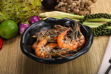 Boiled big tiger fresh shrimp