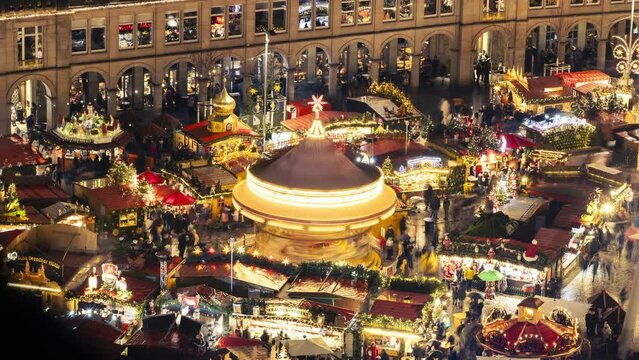 Timelapse of a carousel at the Christmas market Dresden Strietzelmarkt