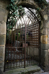 vieux portail m&eacute;di&eacute;val