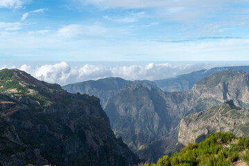 Naklejka premium stairways to heaven on pico do areeiro mountain 