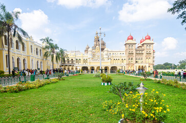 Obraz premium Majestic view of the Mysore Palace