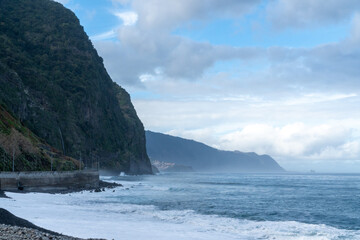 Fototapeta na wymiar Coast line cliffs of madeira with strong waves