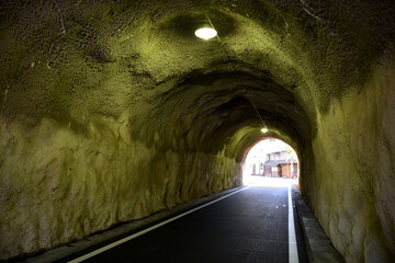 トンネルのある風景(岐阜県美濃市）