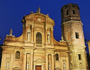 Fototapeta na wymiar Centro storico di Reggio Emilia, la città del Tricolore in Emilia Romagna, Italia