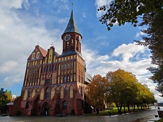 Fototapeta na wymiar Gothic cathedral on the island of Kant in Kaliningrad