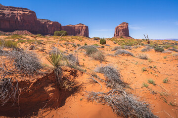 hiking in the monument valley, arizona, usa