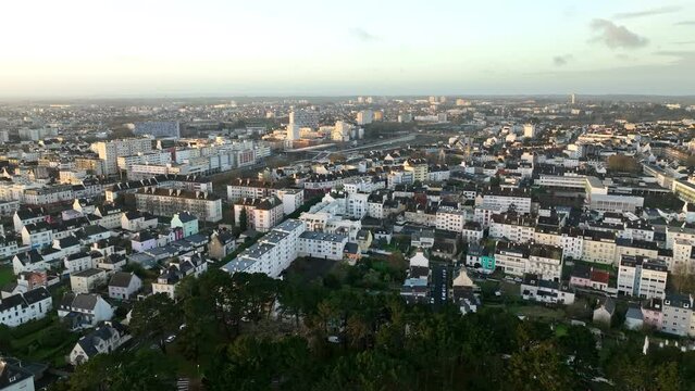 Morning glow on the rooftops of Lorient.