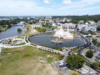 Fototapeta premium Bandar Seri Begawan in Brunei is a beautiful and harmonious Asian nation, situated on the northern coast of Borneo in the South China Sea. The purest air, immaculate coastline, lush rainforest.
