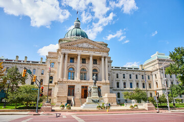 Indiana State Capitol Building with Historical Statue, Downtown Indianapolis - obrazy, fototapety, plakaty