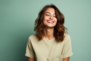 Obraz premium smiling young woman lifestyle potrait color background