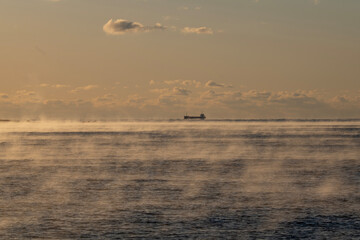 田原の海霧
和歌山県串本町田原にて
33°31'54.4