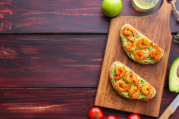 Sandwiches with shrimp and guacamole. Healthy eating. Diet. Breakfast.