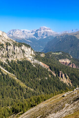 Fototapeta na wymiar Blick vom Rosengarten zur Marmolata, Dolomiten, Südtirol