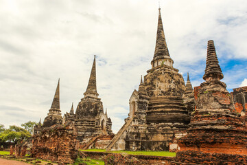 Obraz premium Ruins of Wat Phra Sri Sanphet, Ancient Temple in the Ayutthaya, Thailand, Asia.