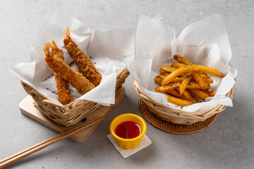 Kimchi fried rice, steak, Toshisal steak, fried rice, pork belly, Vienna, kimchi fried rice, carbonara, webfoot octopus, Fried shrimp. Fried shrimp